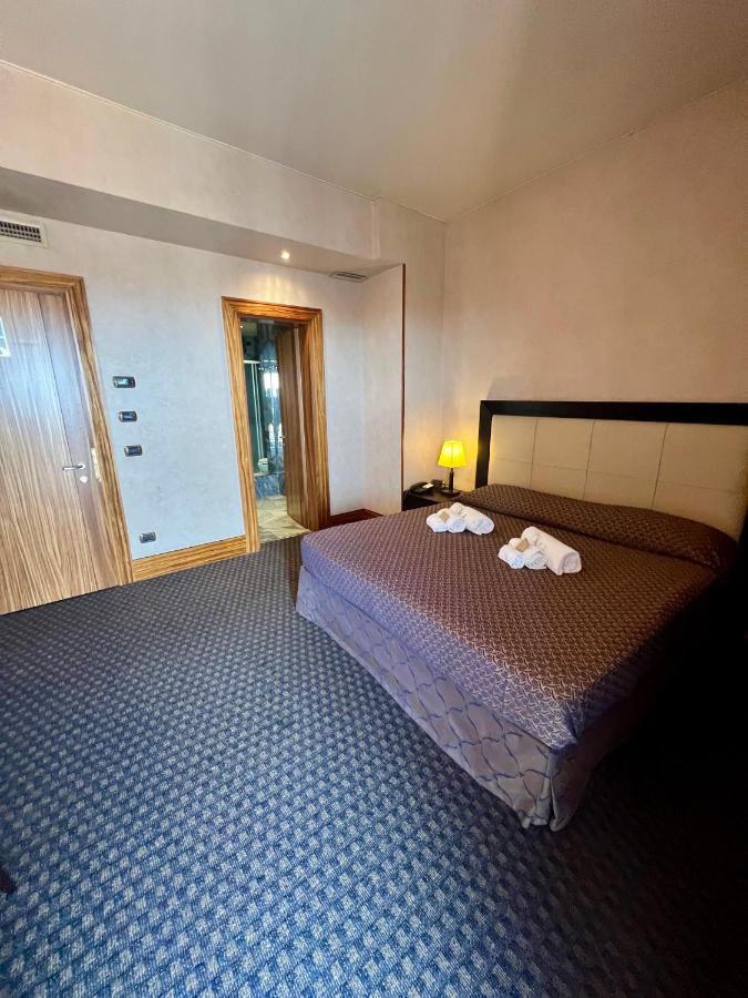 Hotel La Fenice Belpasso Zewnętrze zdjęcie