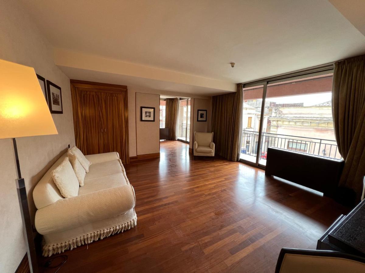 Hotel La Fenice Belpasso Zewnętrze zdjęcie
