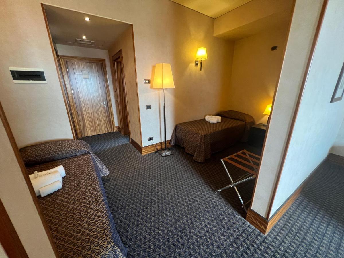 Hotel La Fenice Belpasso Zewnętrze zdjęcie